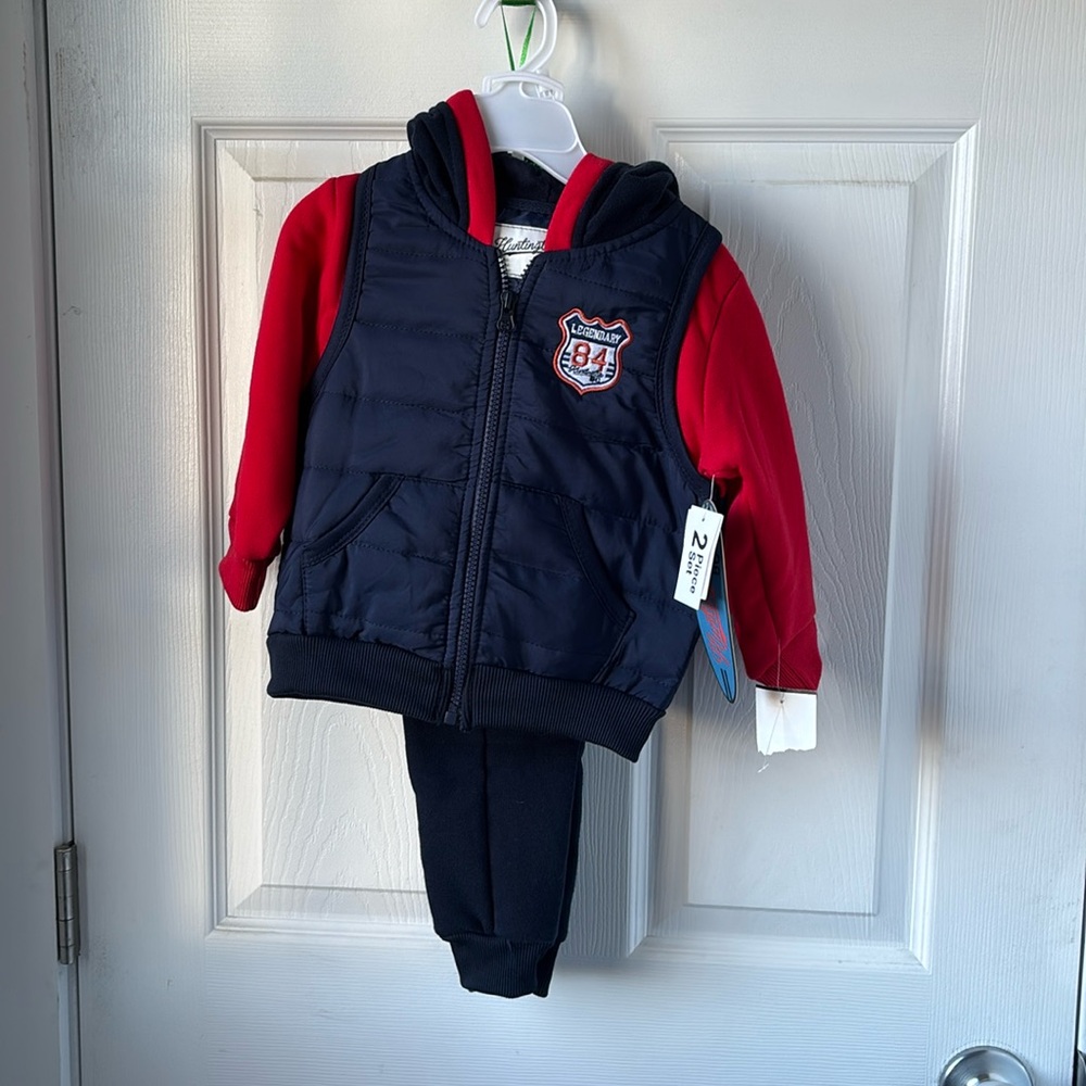 Brand new. Huntington BC 2 piece set. Never worn. Tags on still